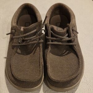 Hey Dude Brown Flats & Loafers